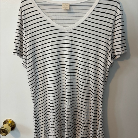 Orange Fashion Village Tops - Orange Fashion Village Black and White Striped V-Neck Tee